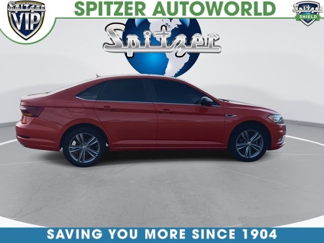 Used 2019 Orange Volkswagen R-Line image 10