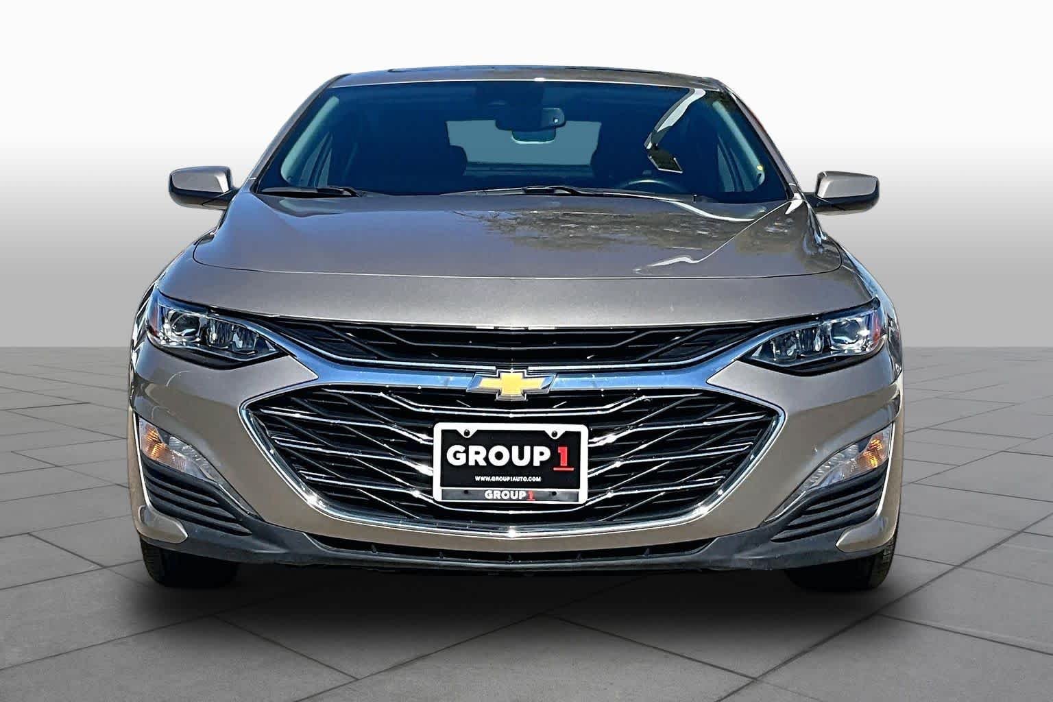 Used 2024 Mineral Gray Metallic Chevrolet LT image 4