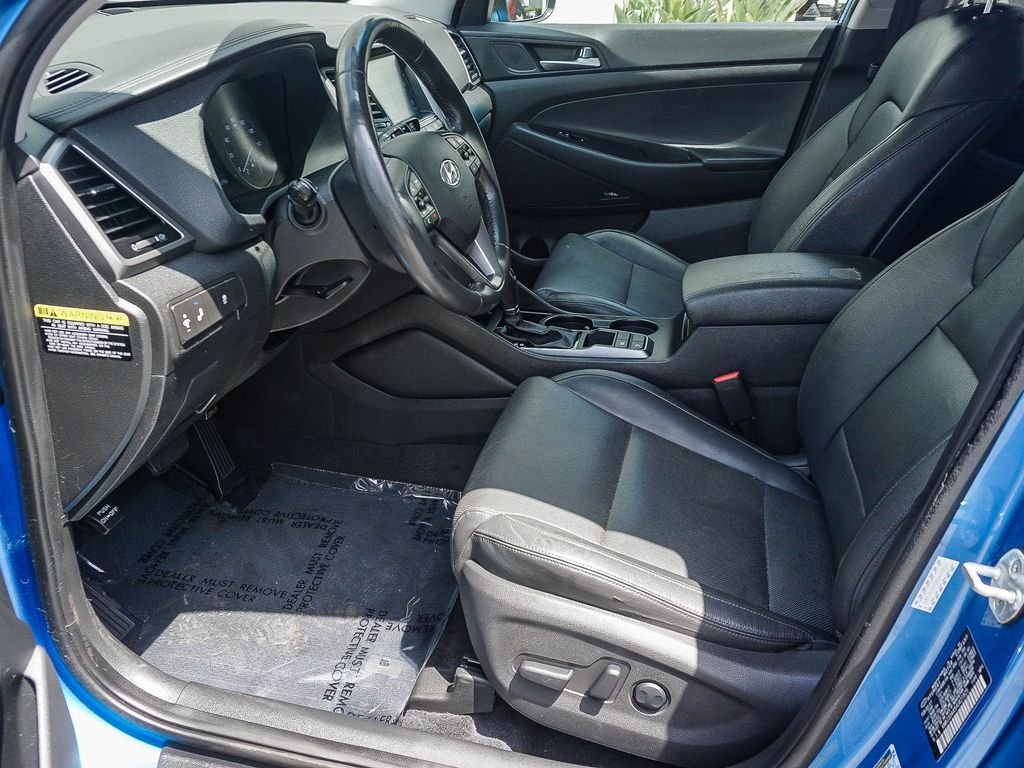 Used 2017 Blue Hyundai SE Plus image 17