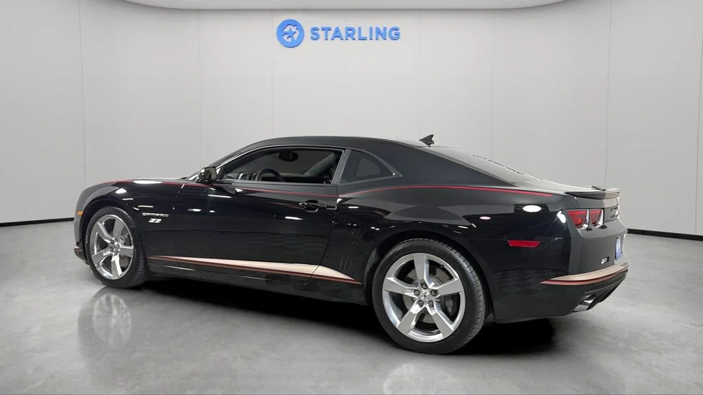 Used 2010 Black Chevrolet 2SS image 4