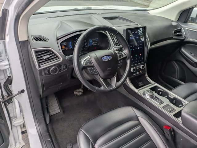 Used 2023 Oxford White Ford SEL image 14