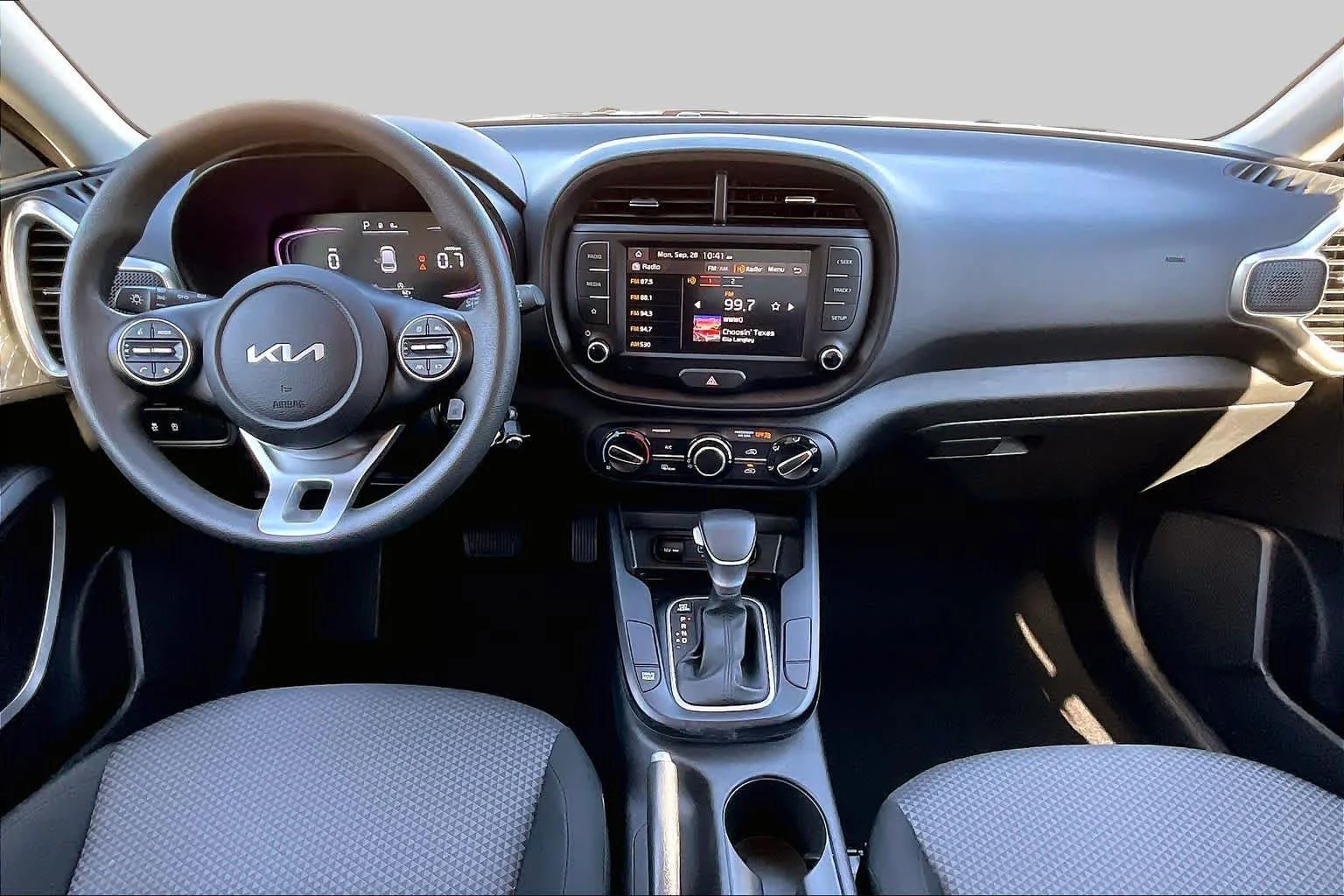 Used 2025 Fusion Black Kia LX image 15