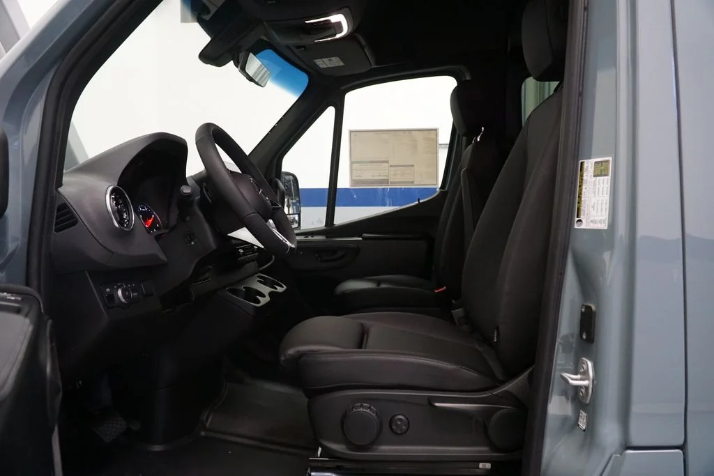 2026 Mercedes-Benz Sprinter Crew Van Base - Photo 8