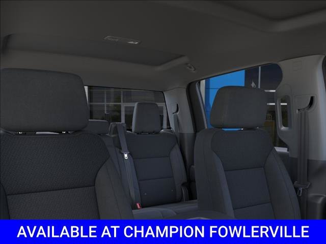 New 2026 Summit White Chevrolet WT image 24