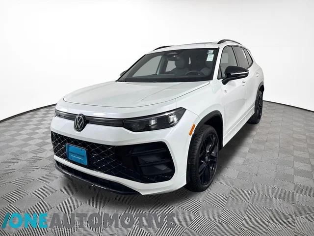 2026 Volkswagen Tiguan 2.0T SE R-Line Black