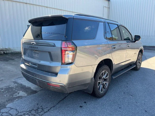 Used 2022 Gray Chevrolet Z71 image 4