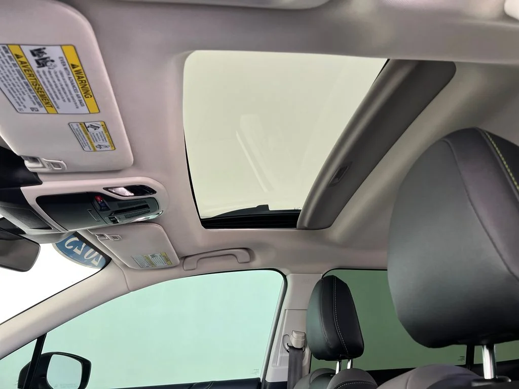 Used 2023 White Subaru Onyx Edition XT image 23