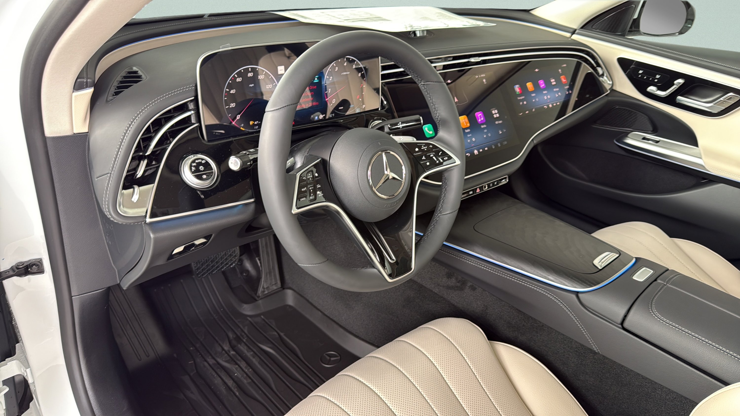 New 2027 MANUFAKTUR Moonlight White Metallic Mercedes-Benz E 450 image 12