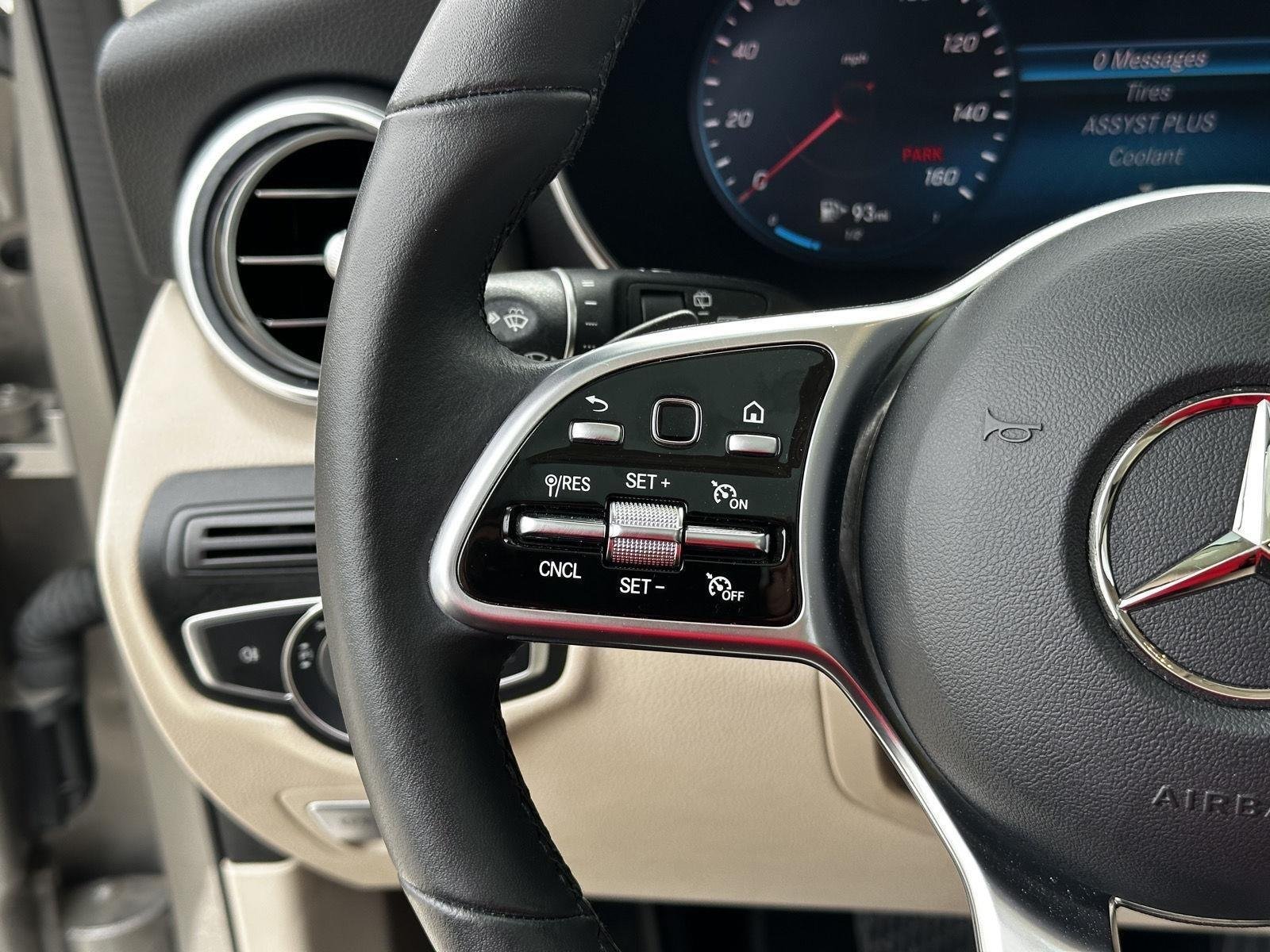 2022 Mercedes-Benz GLC GLC300 - Photo 12