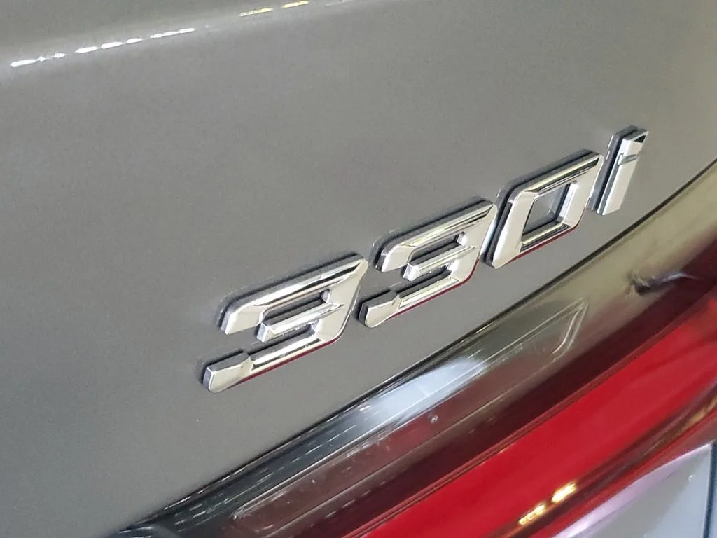 New 2026 Skyscraper Grey Metallic BMW 330i image 6