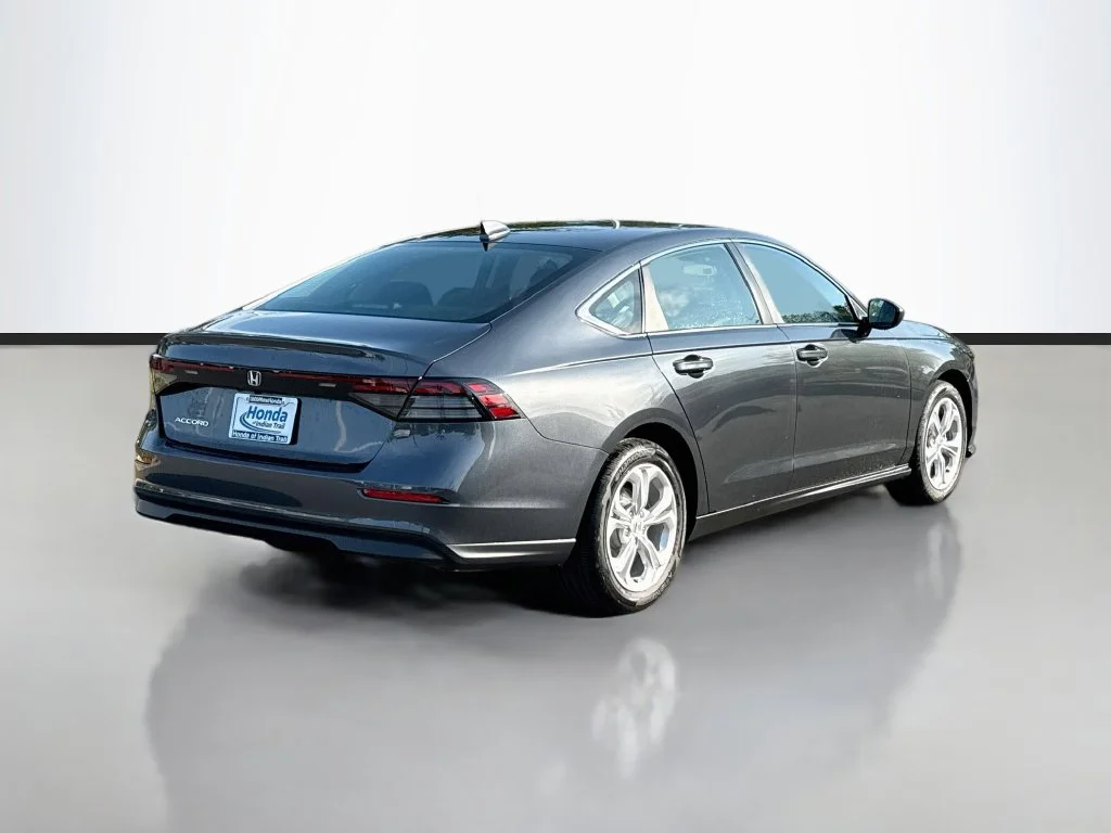 New 2026 Meteorite Gray Metallic Honda LX image 8