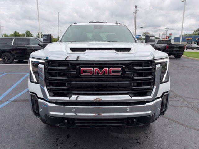 New 2026 Summit White GMC Pro image 3