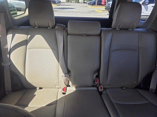 Used 2022 Blizzard Pearl Toyota Limited image 32