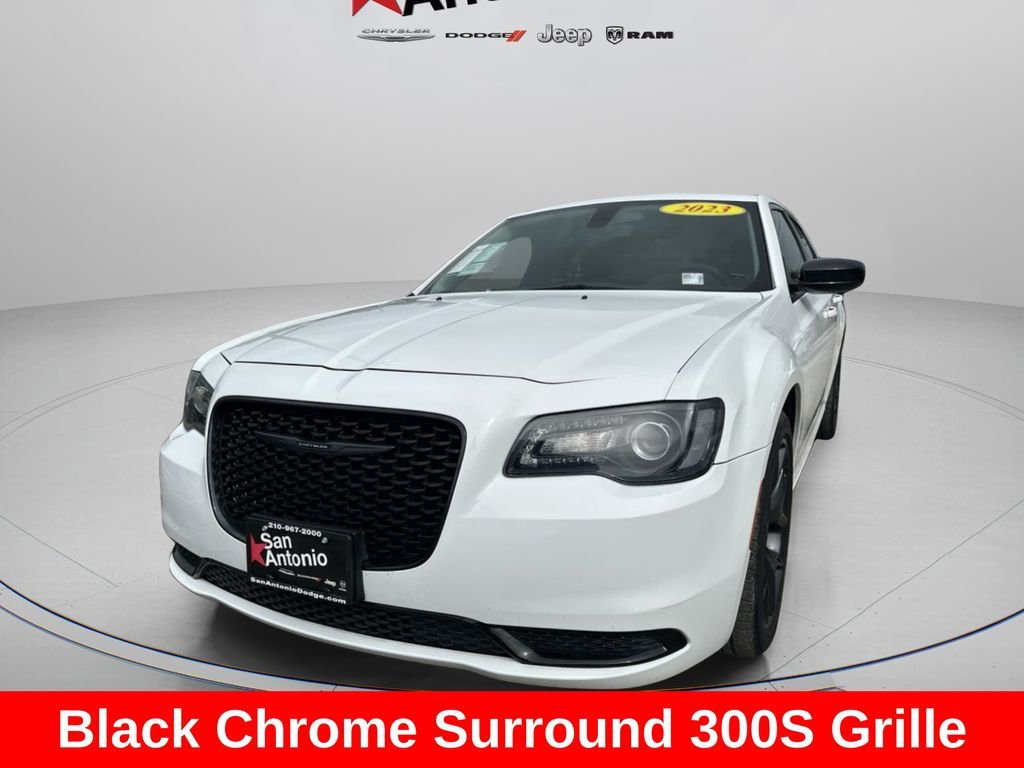 Certified Used 2023 White Chrysler Touring image 6