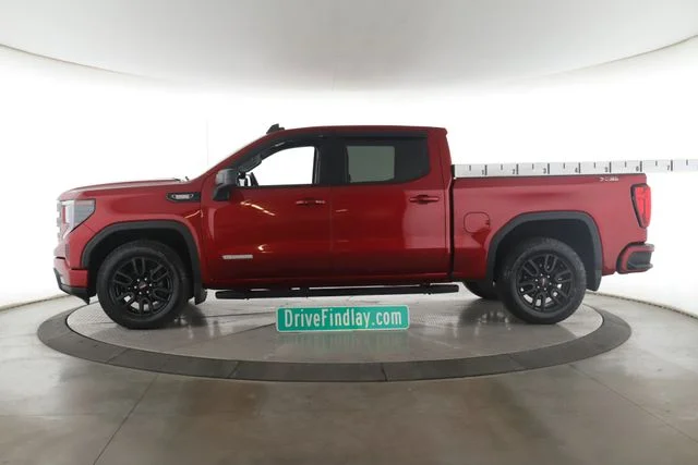Used 2024 Red GMC Elevation image 9