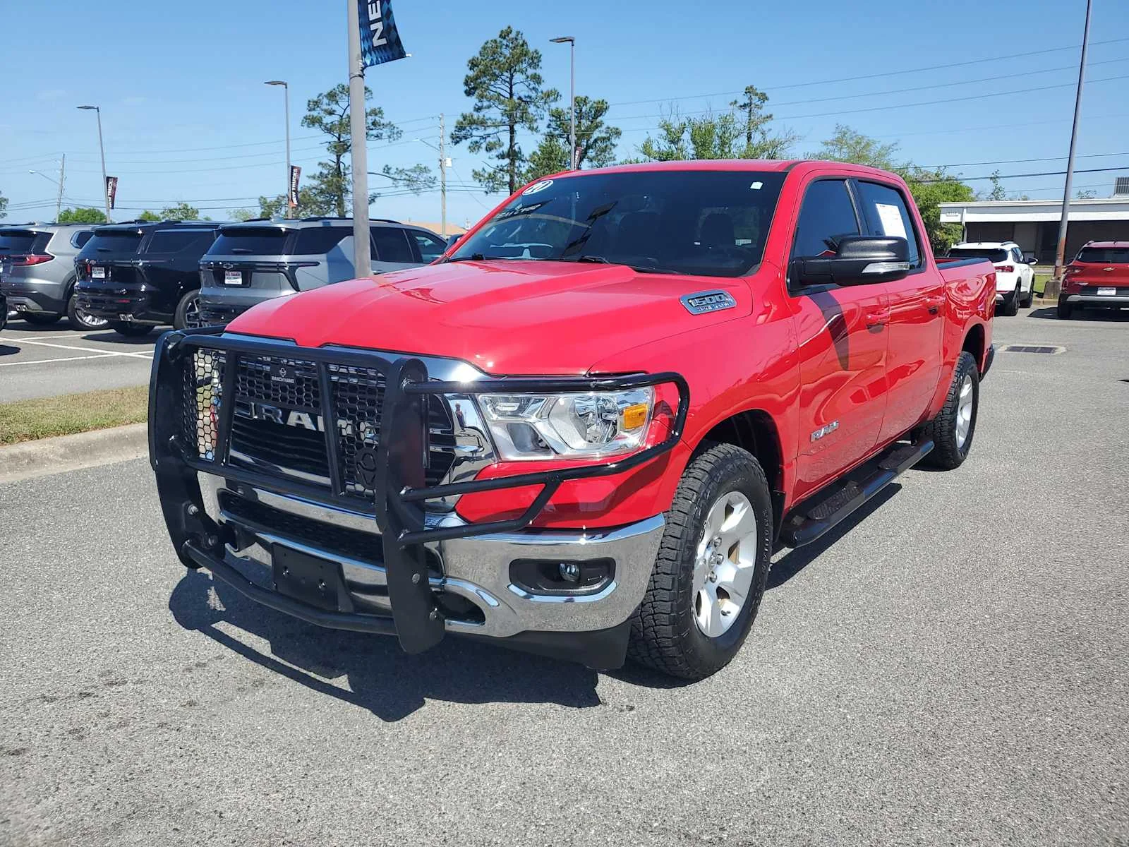 2021 RAM 1500 Big Horn/Lone Star 4x4 Crew Cab 5'7's photo