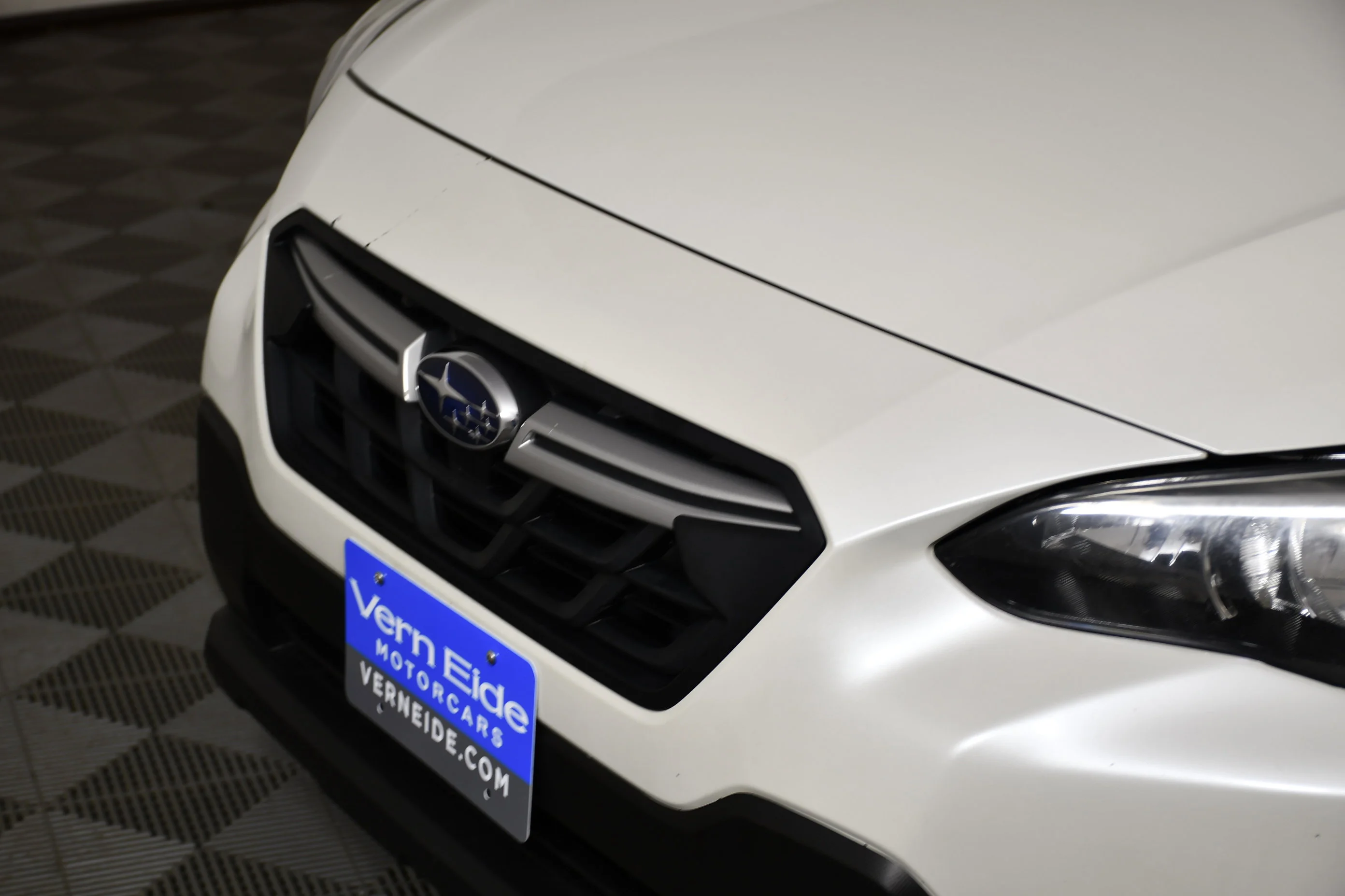 Used 2022 Crystal White Pearl Subaru Premium image 11