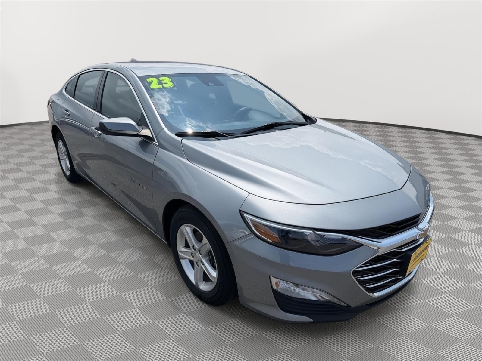Used 2023 Sterling Gray Metallic Chevrolet LT image 5