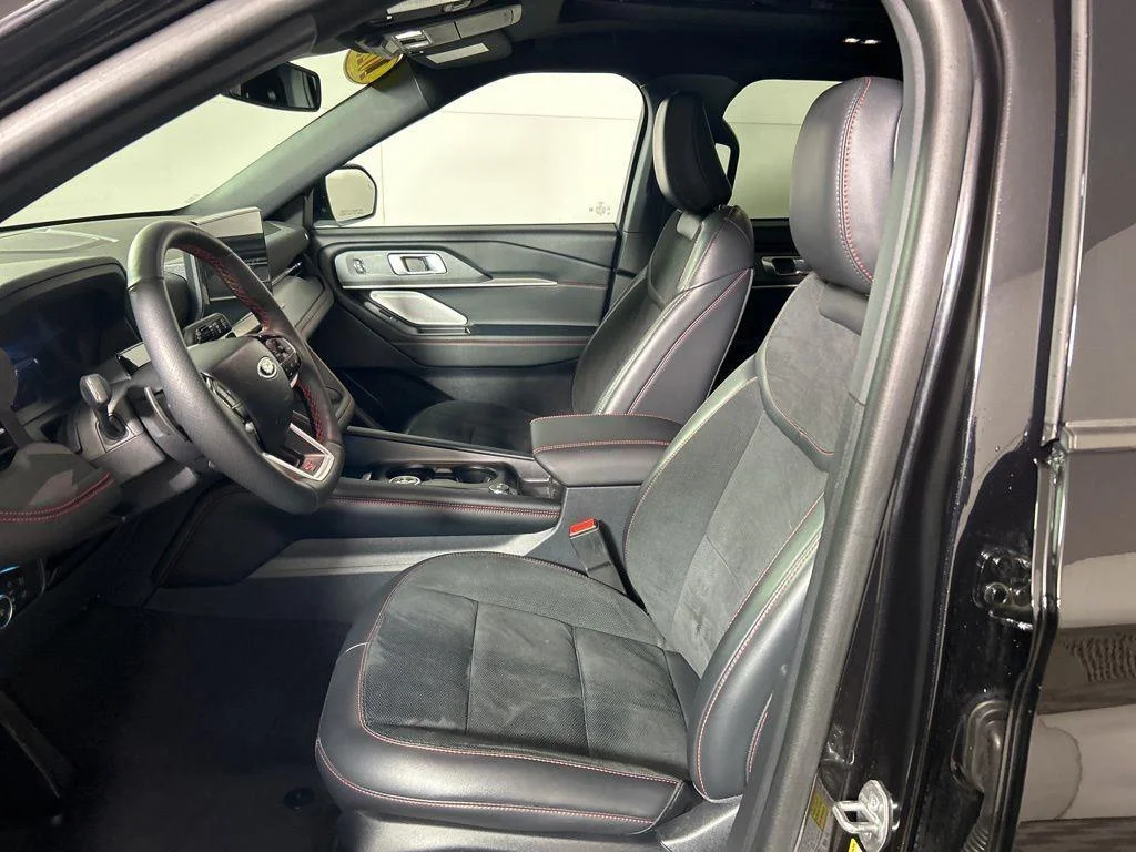 Used 2025 Black Metallic Ford ST image 17