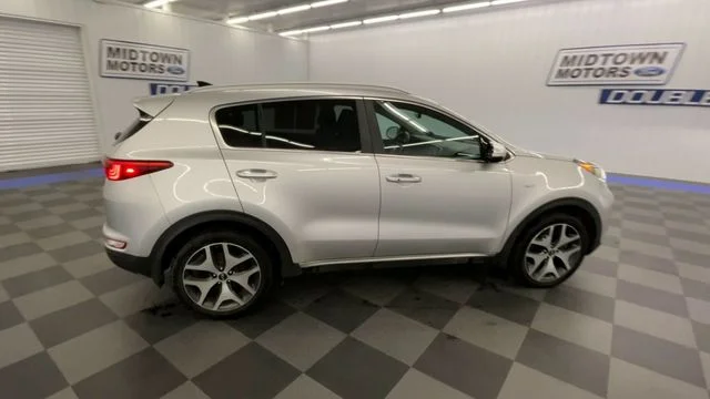 Used 2017 Sparkling Silver Kia SX image 9