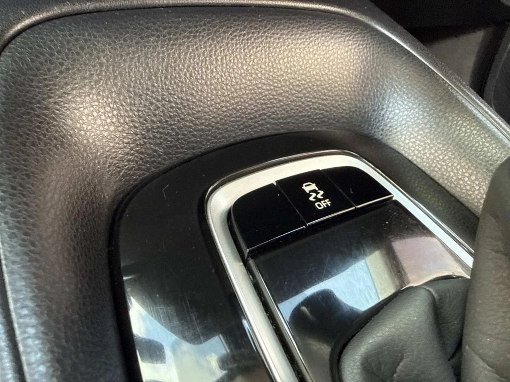 Used 2021 White Toyota LE image 32