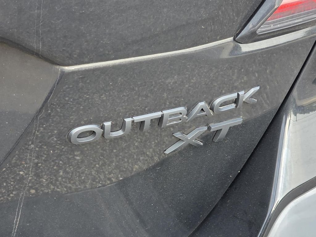 Used 2021 Black Subaru Onyx Edition XT image 5