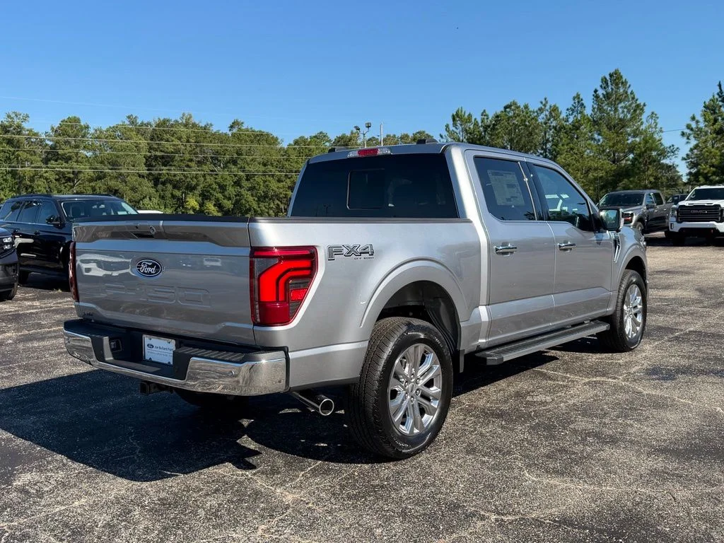 New 2026 Silver Metallic Ford Lariat image 18