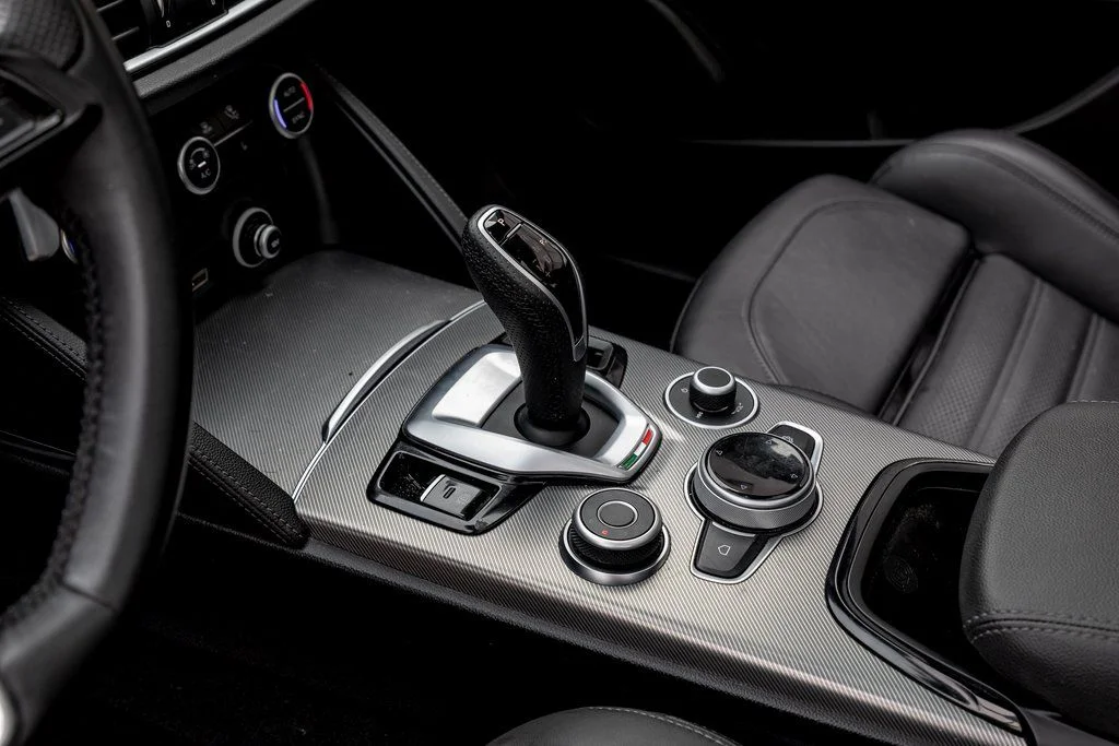 2024 Alfa Romeo Stelvio Veloce - Photo 24