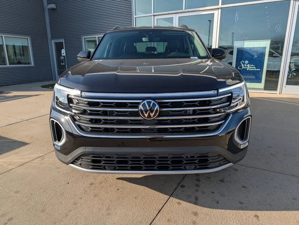 New 2026 Black Volkswagen 2.0T SE image 8