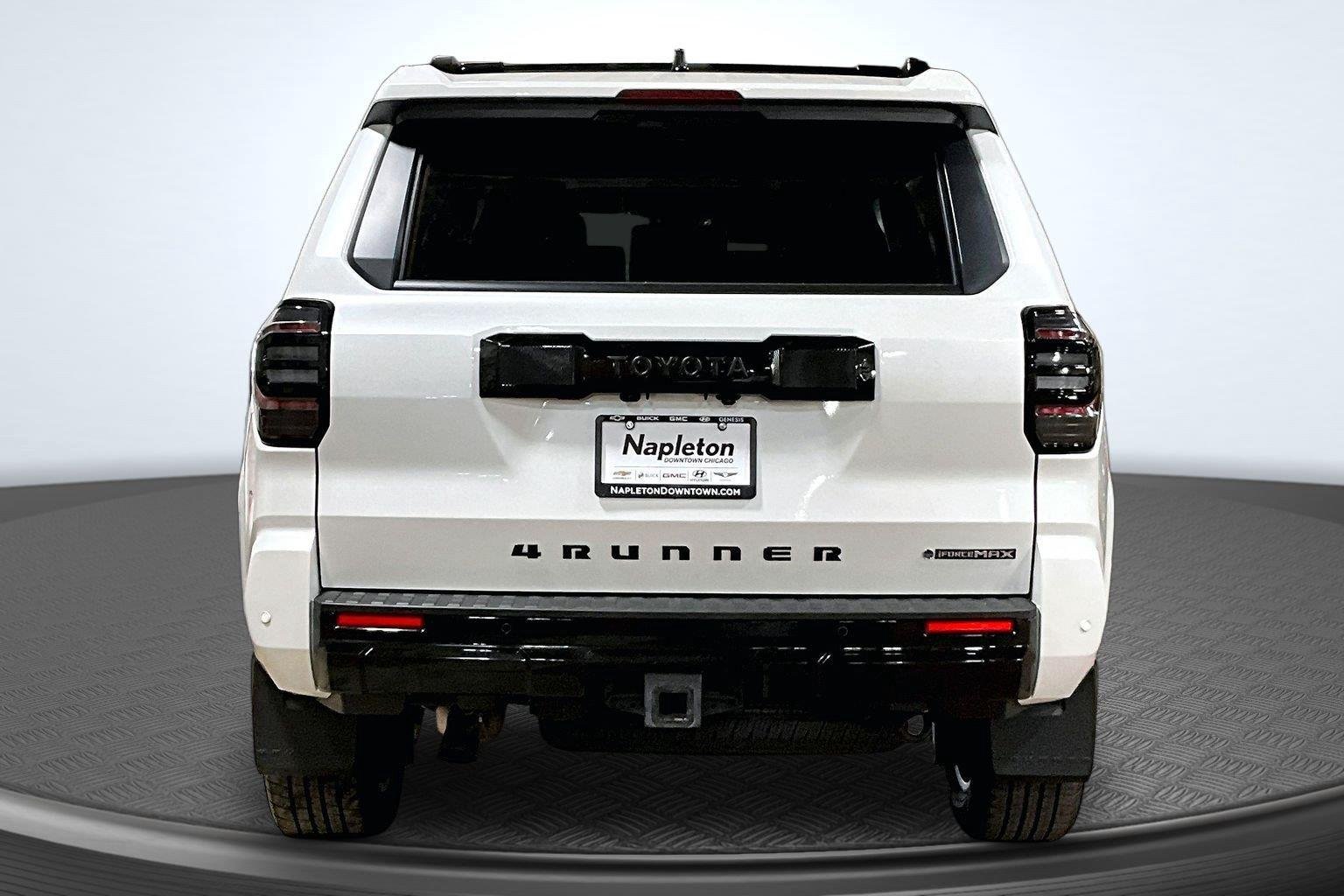 Used 2025 Wind Chill Pearl Toyota Platinum HV image 4