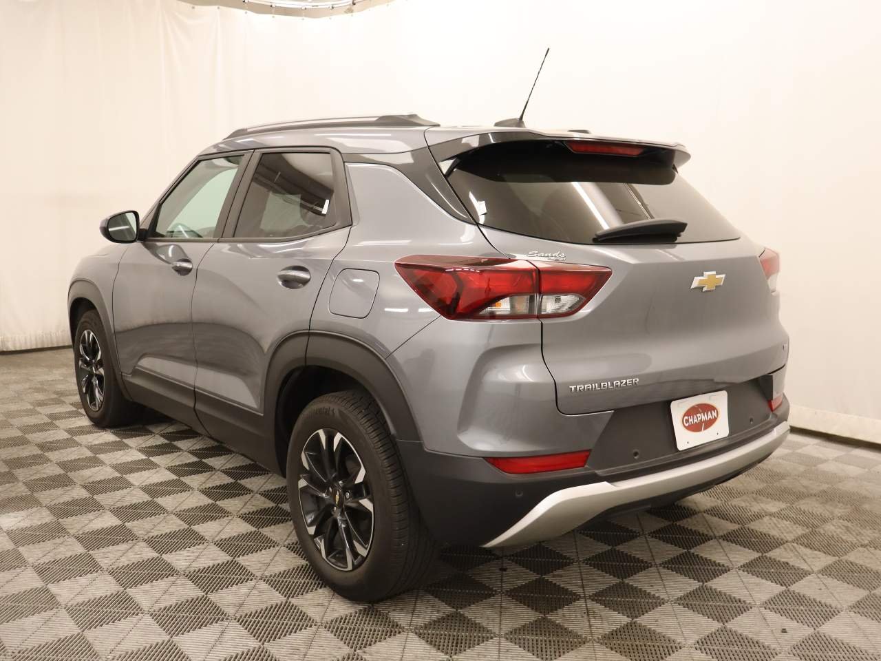 Used 2021 Satin Steel Metallic Chevrolet LT image 3