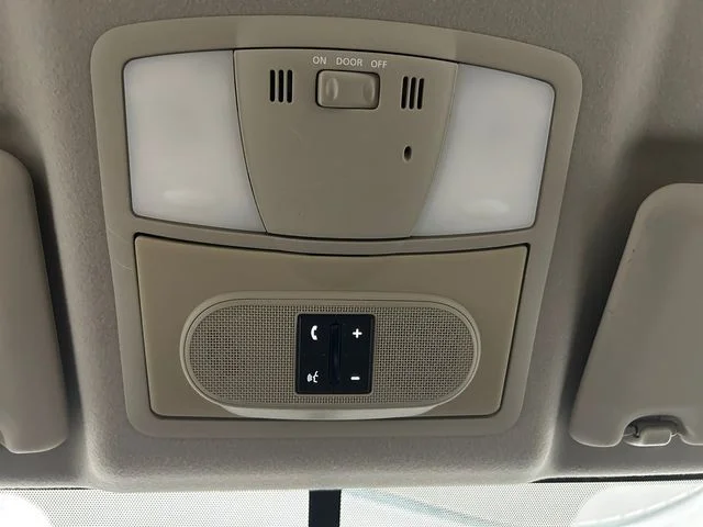 Used 2014 Black Nissan S image 29