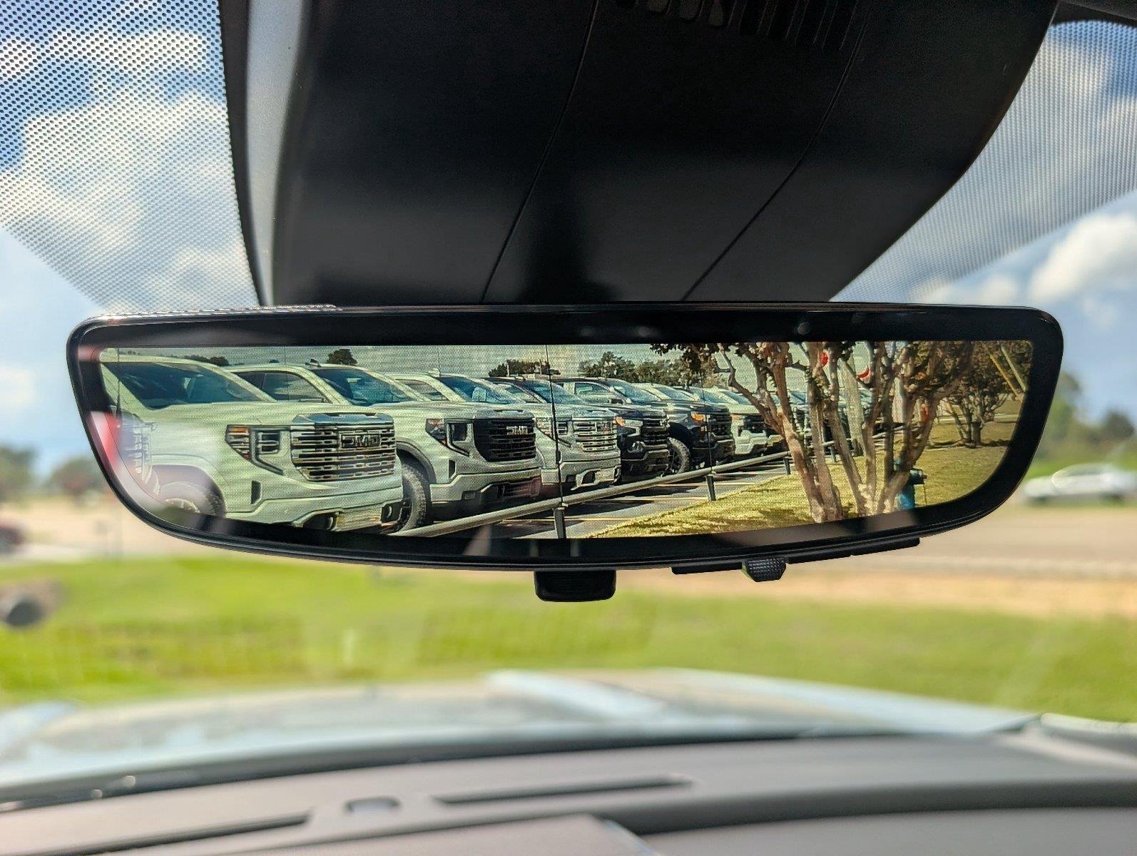 New 2026 Sterling Metallic GMC AT4 Ultimate image 20