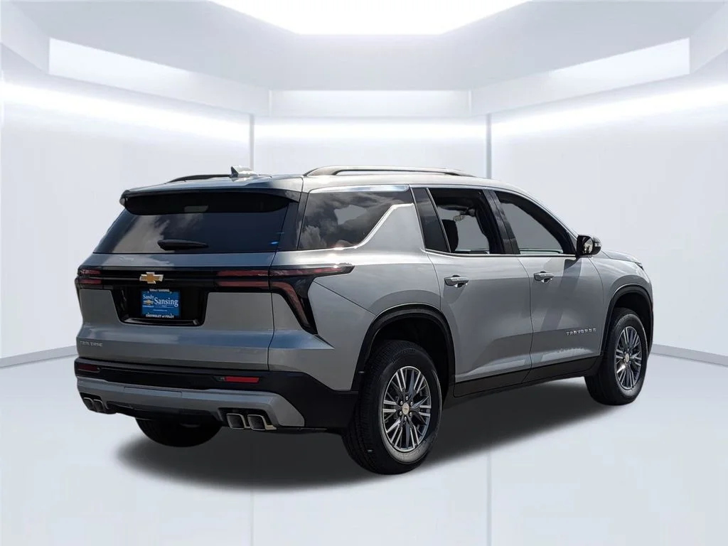 2026 Chevrolet Traverse LT - Photo 6