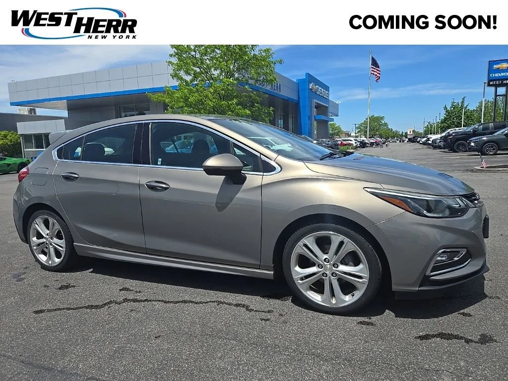 2017 Chevrolet Cruze Premier Hatchback Auto's photo