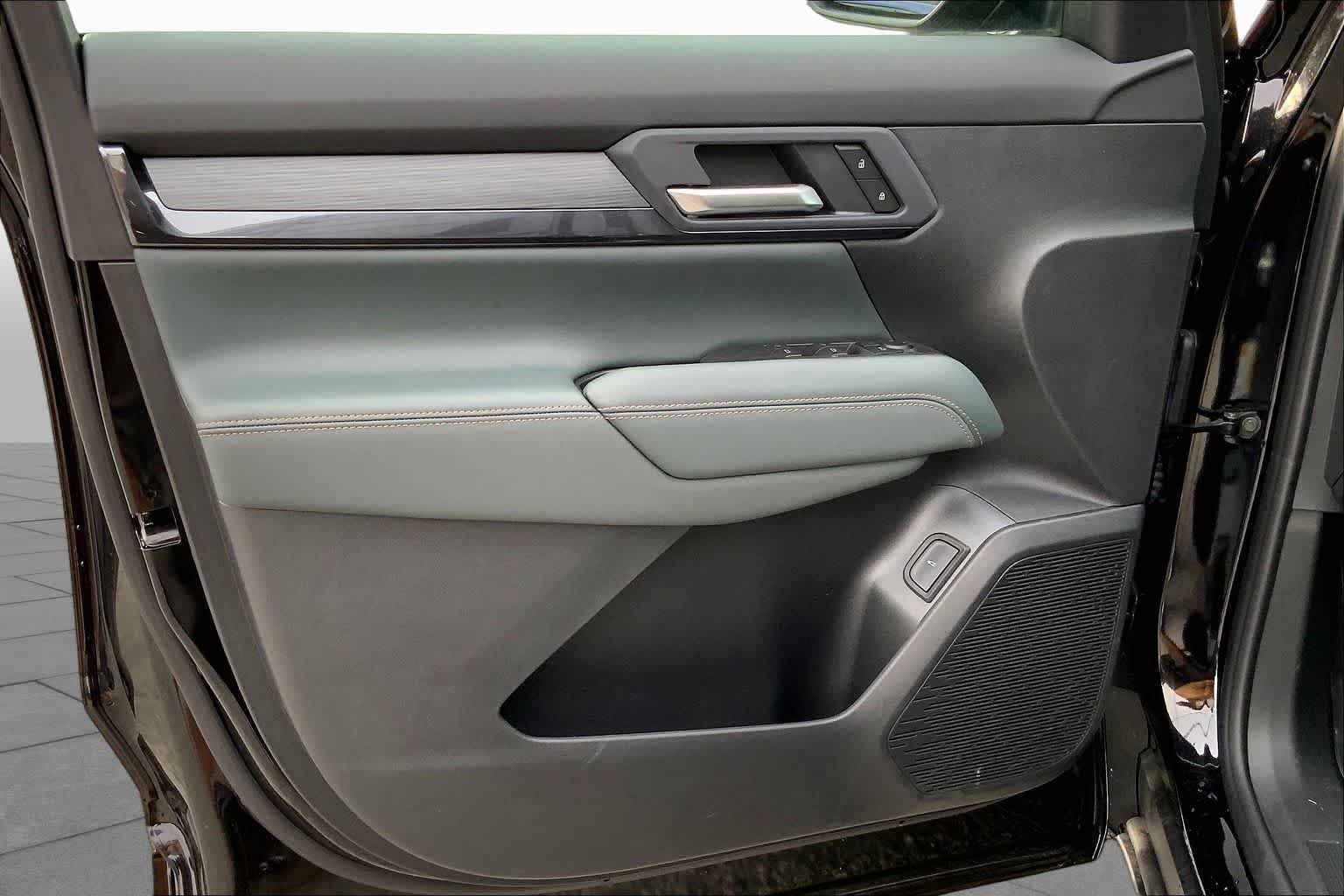 2026 GMC Terrain AT4 - Photo 10