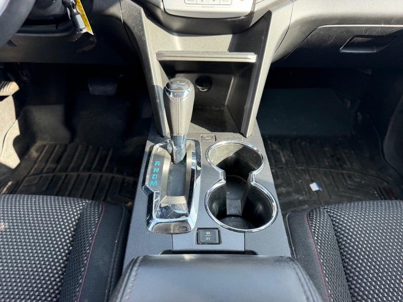 Used 2016 Silver Ice Metallic Chevrolet LT image 15
