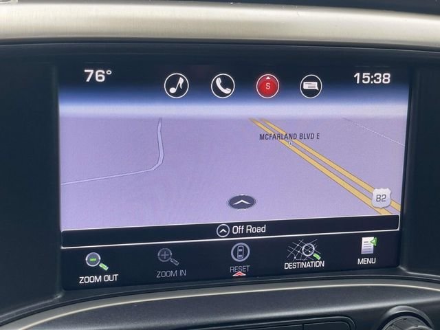 Used 2016 Silver GMC Denali image 19