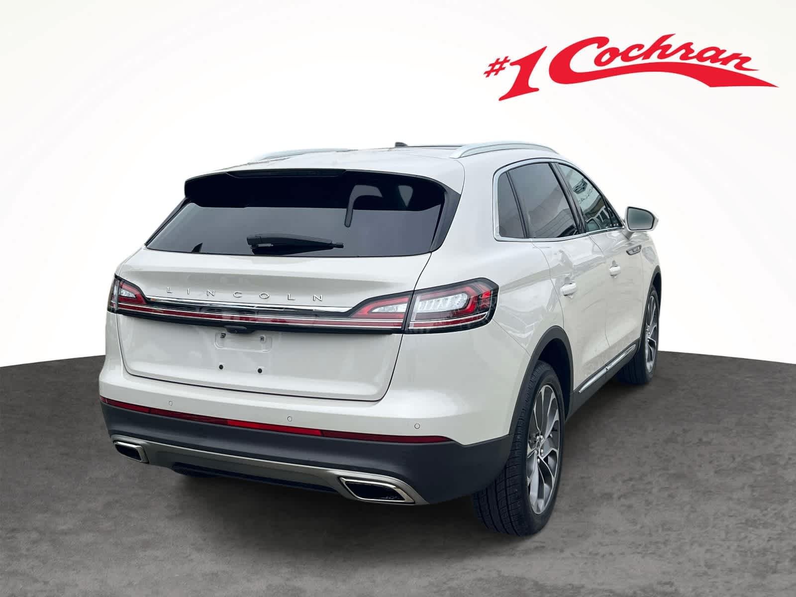 Used 2023 Whi/white Lincoln Reserve image 10