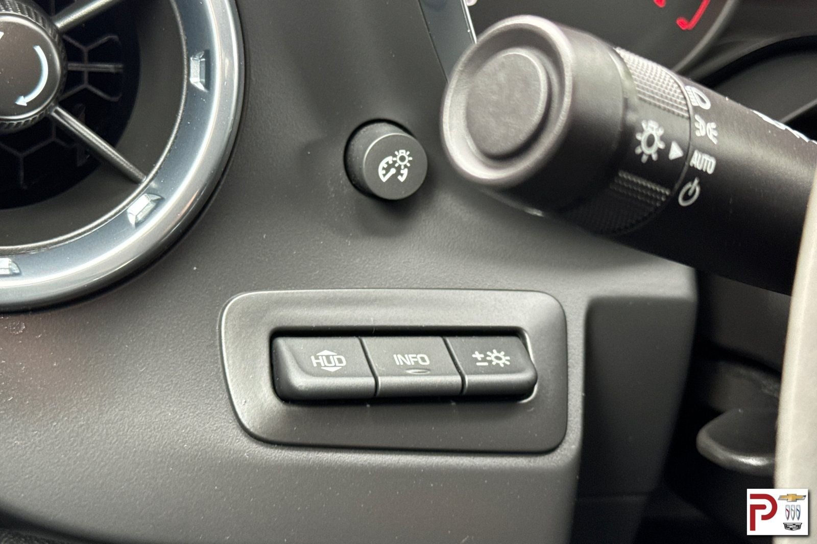 Used 2018 Black Chevrolet ZL1 image 33