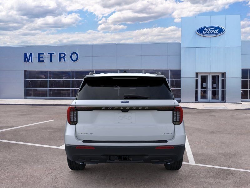 New 2026 Space White Metallic Ford Active image 6