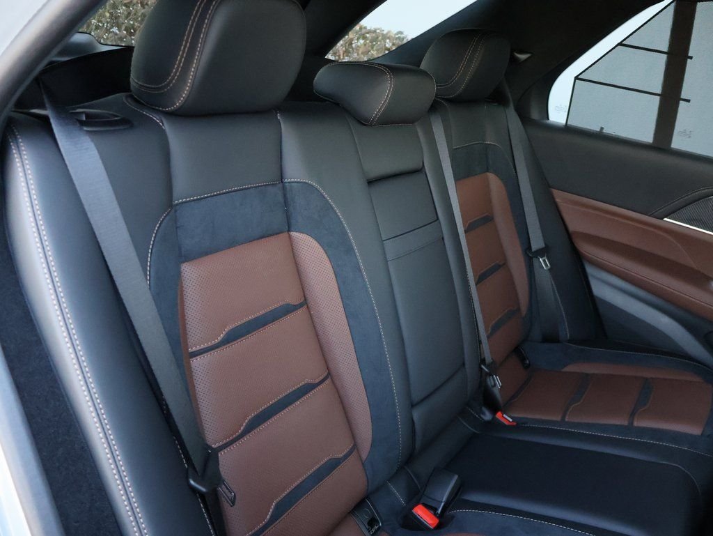 New 2026 MANUFAKTUR Alpine Grey Mercedes-Benz GLE 63 S AMG® image 15