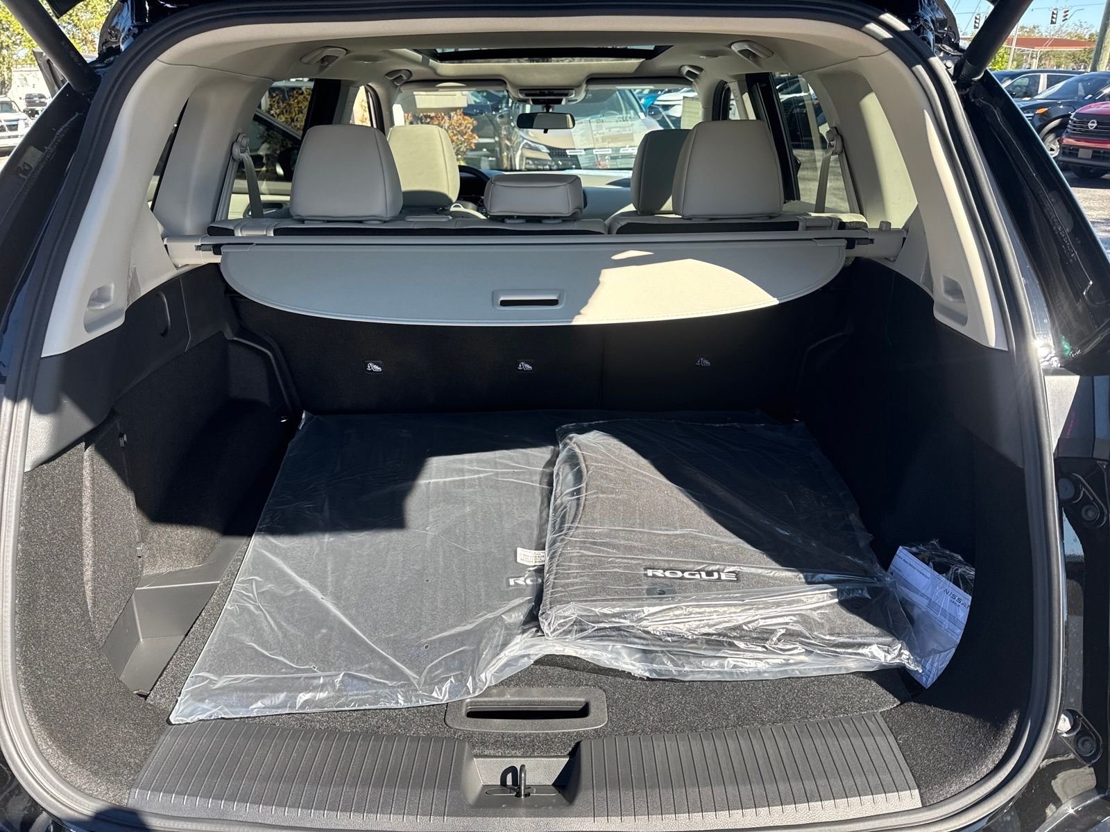 New 2026 Nissan Rogue Dark Armor 4D Sport Utility