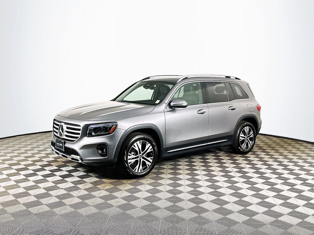 Used 2026 Gray Mercedes-Benz GLB 250 image 2
