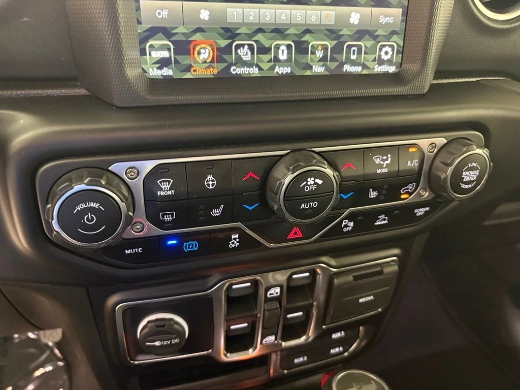 Used 2022 Red Jeep Unlimited Sahara 4xe image 27