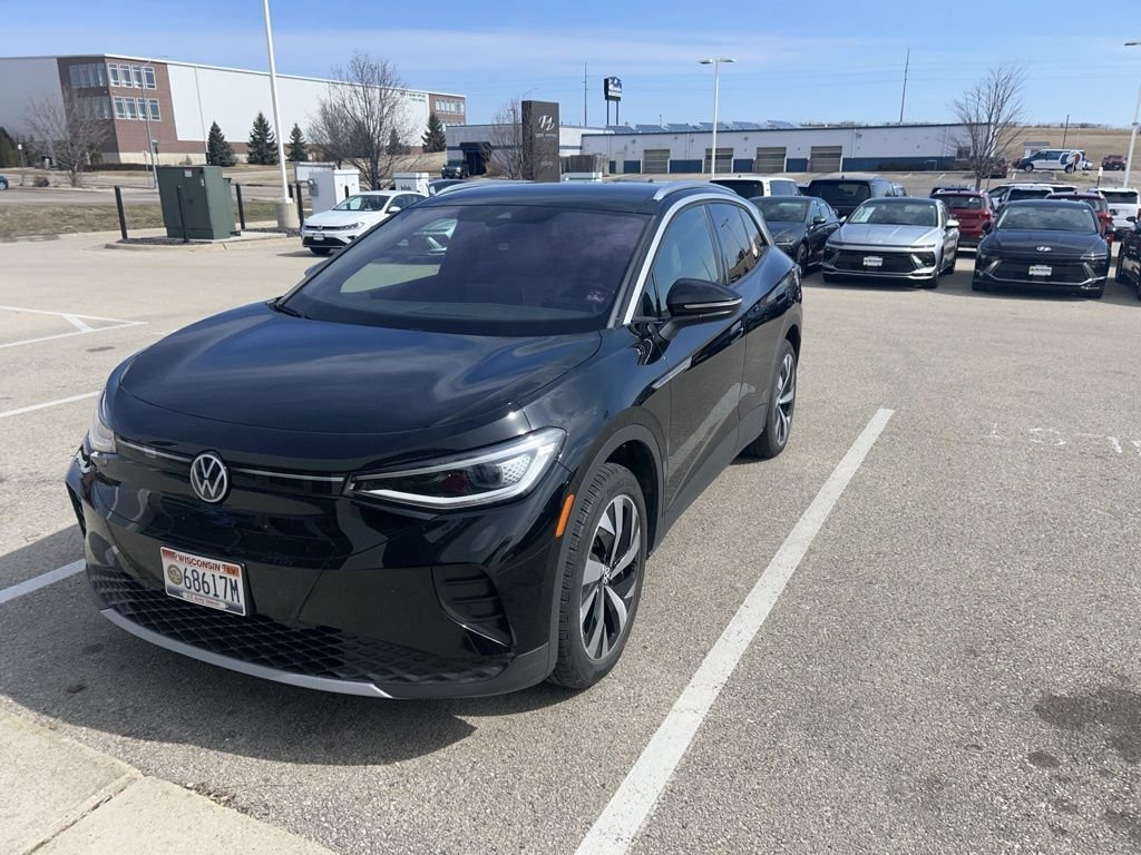 Used 2021 Volkswagen ID.4 PRO S with VIN WVGUNPE25MP059088 for sale in Marion, IA