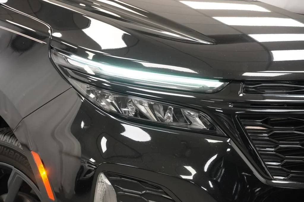 Used 2024 Mosaic Black Metallic Chevrolet RS image 33