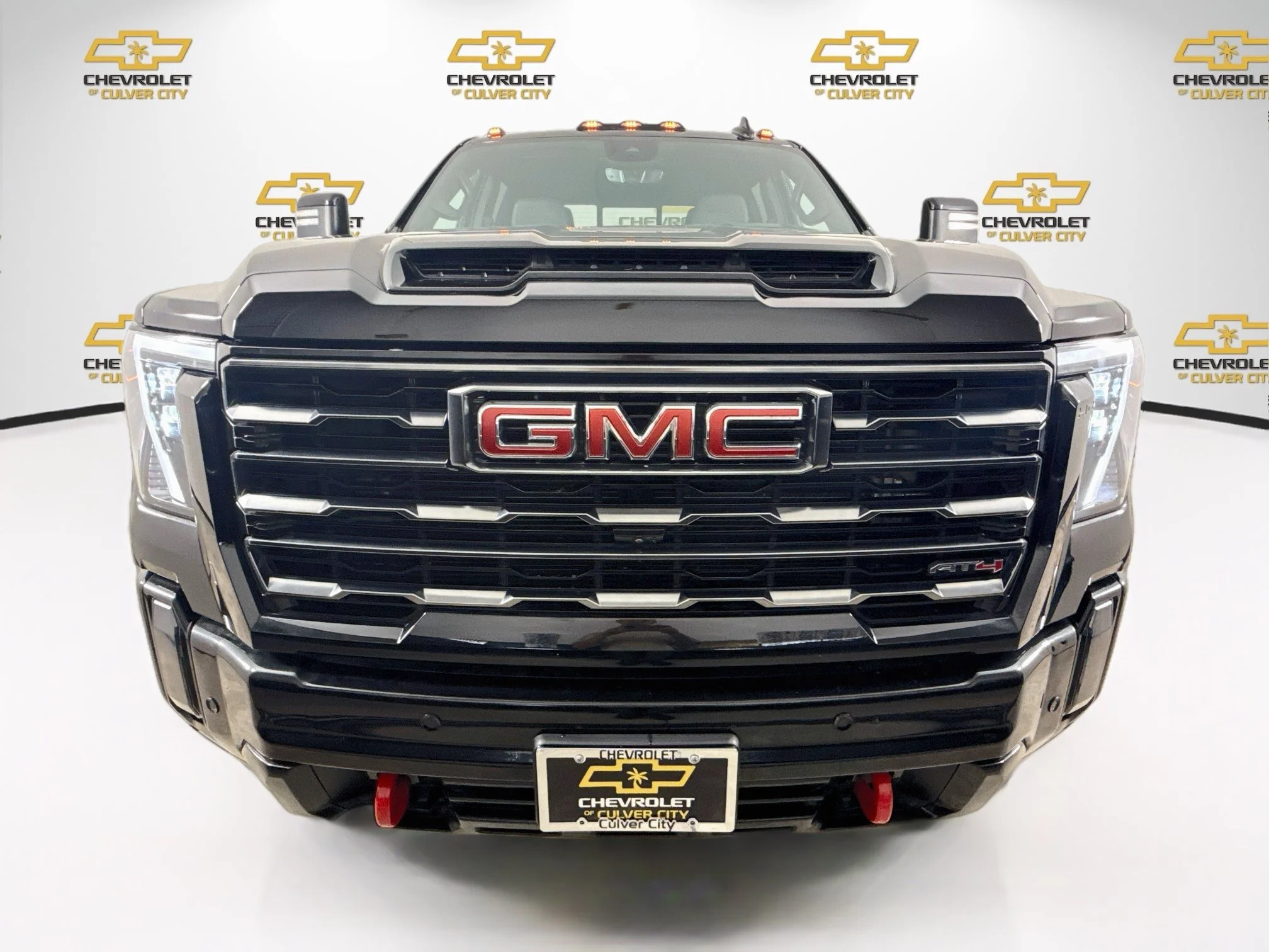 Used 2024 Onyx Black GMC AT4 image 2