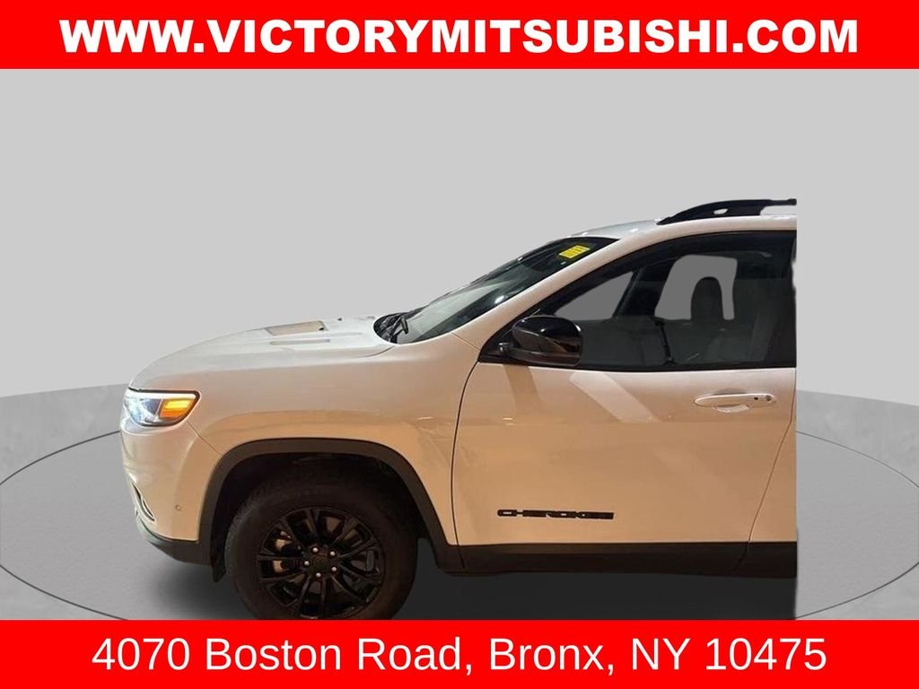 2023 Jeep Cherokee Altitude Lux - Photo 8