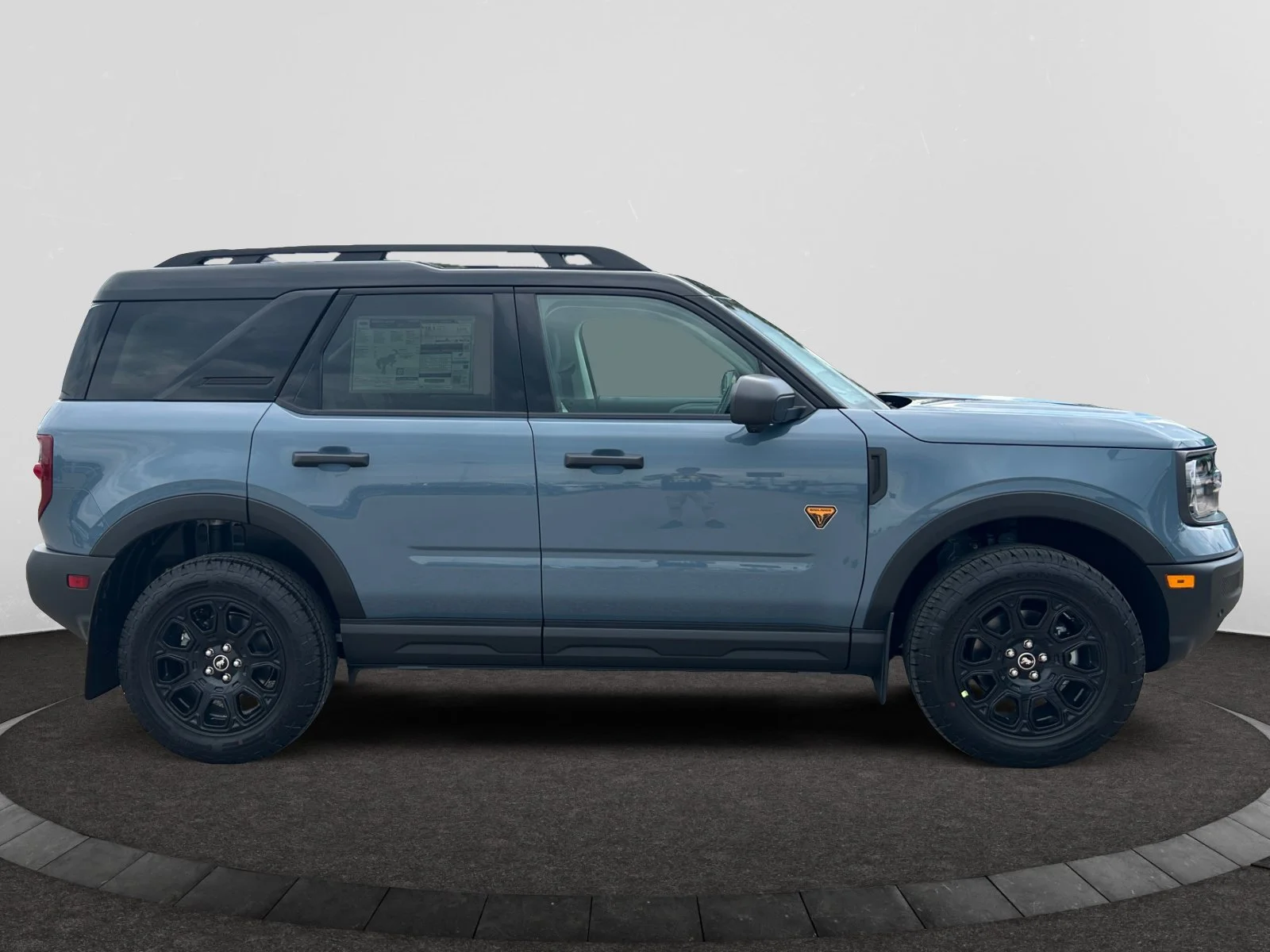 New 2026 Azure Grey Metallic Tri-Coat Ford Badlands image 6